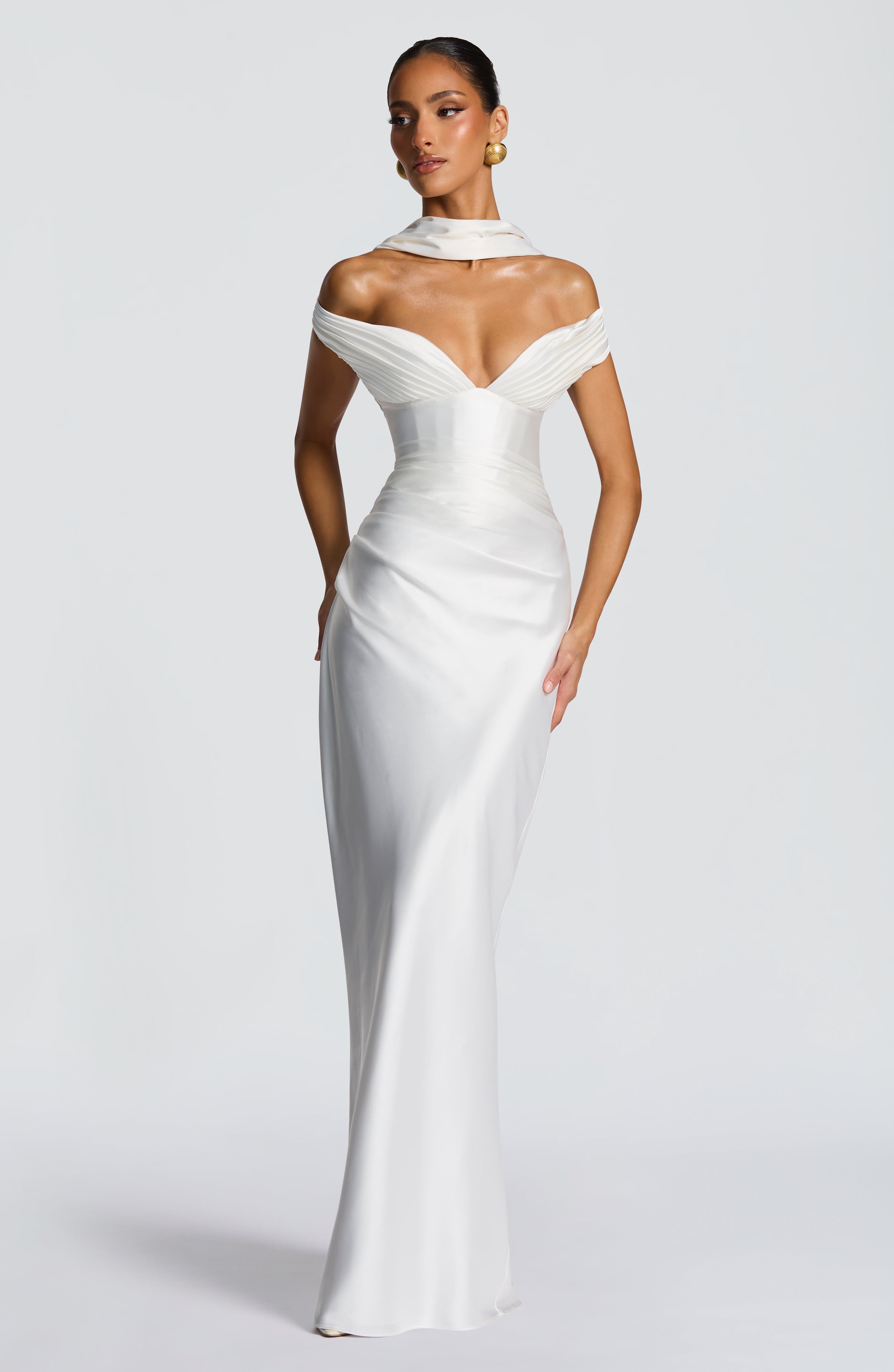 Aurelia Ekru Maxi Elbise