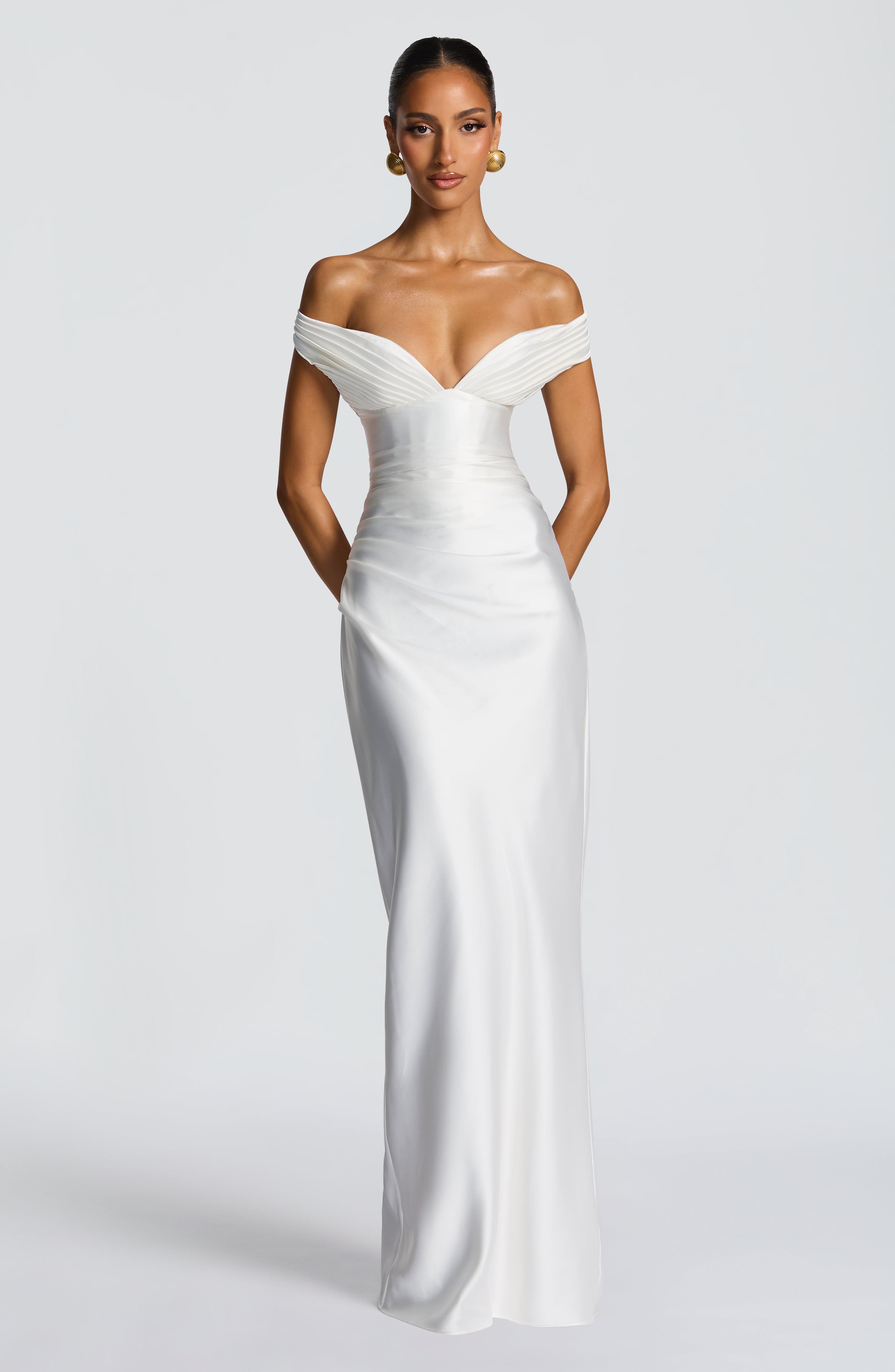Aurelia Ekru Maxi Elbise