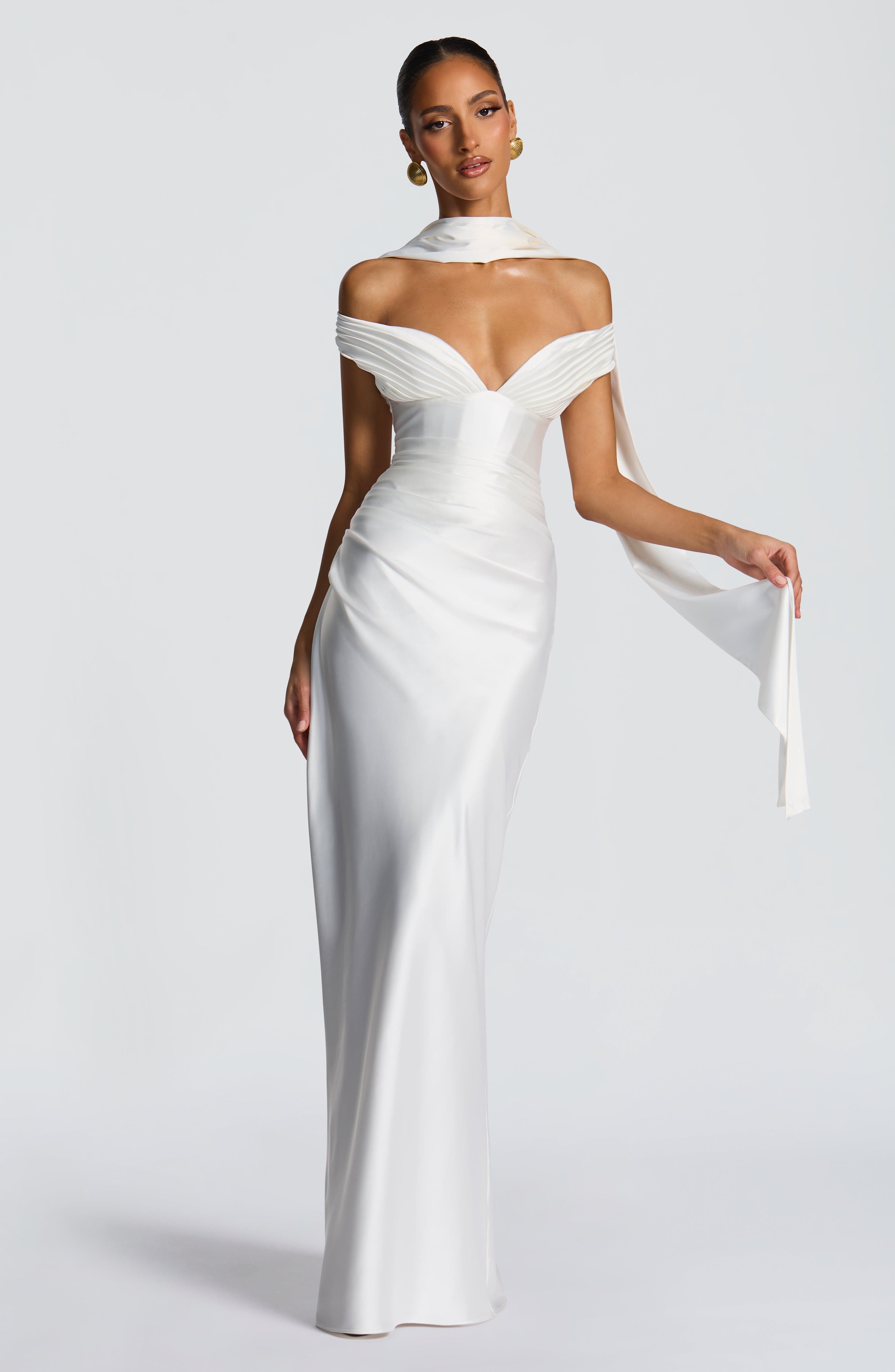 Aurelia Ekru Maxi Elbise