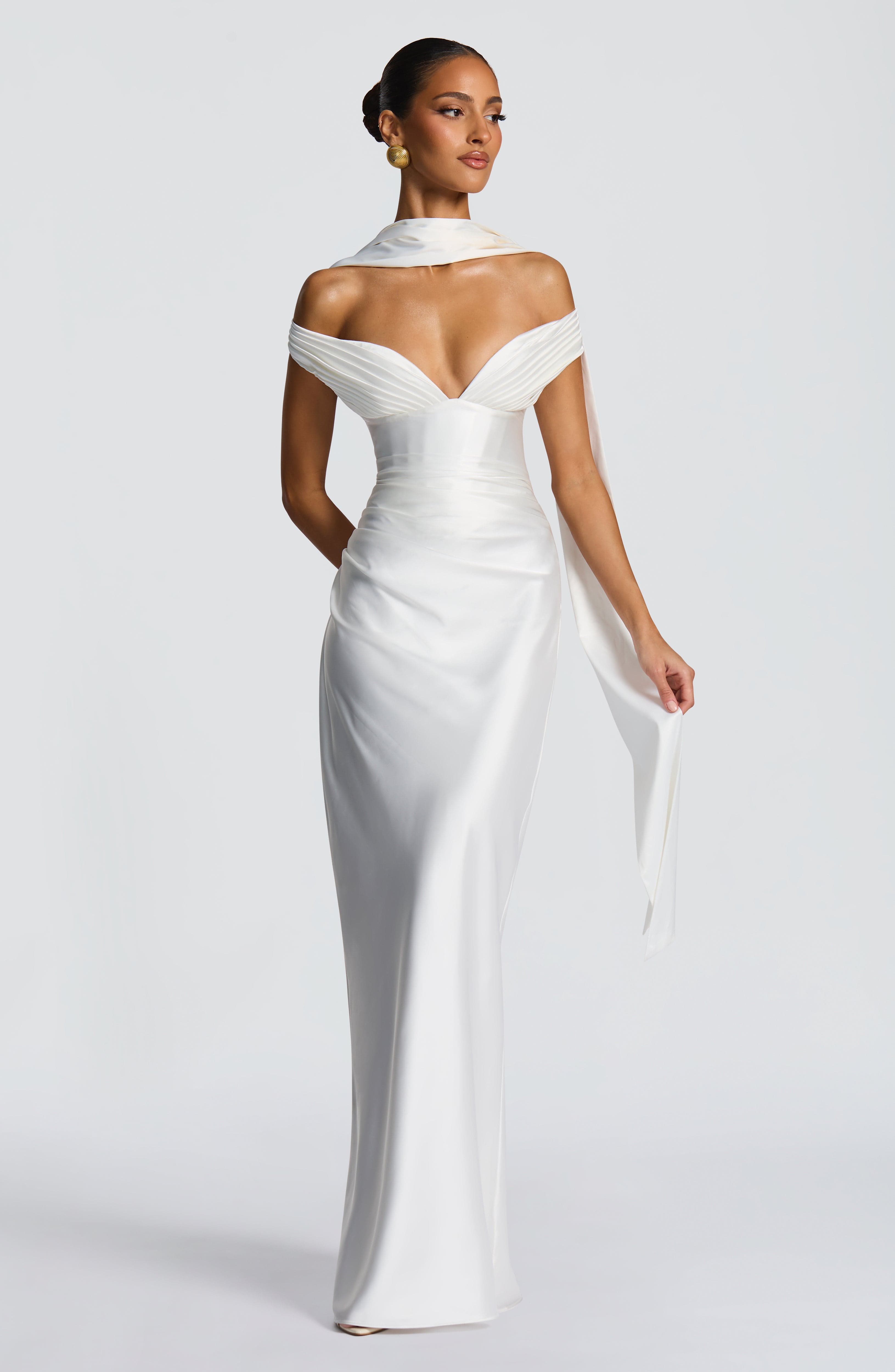 Aurelia Ekru Maxi Elbise