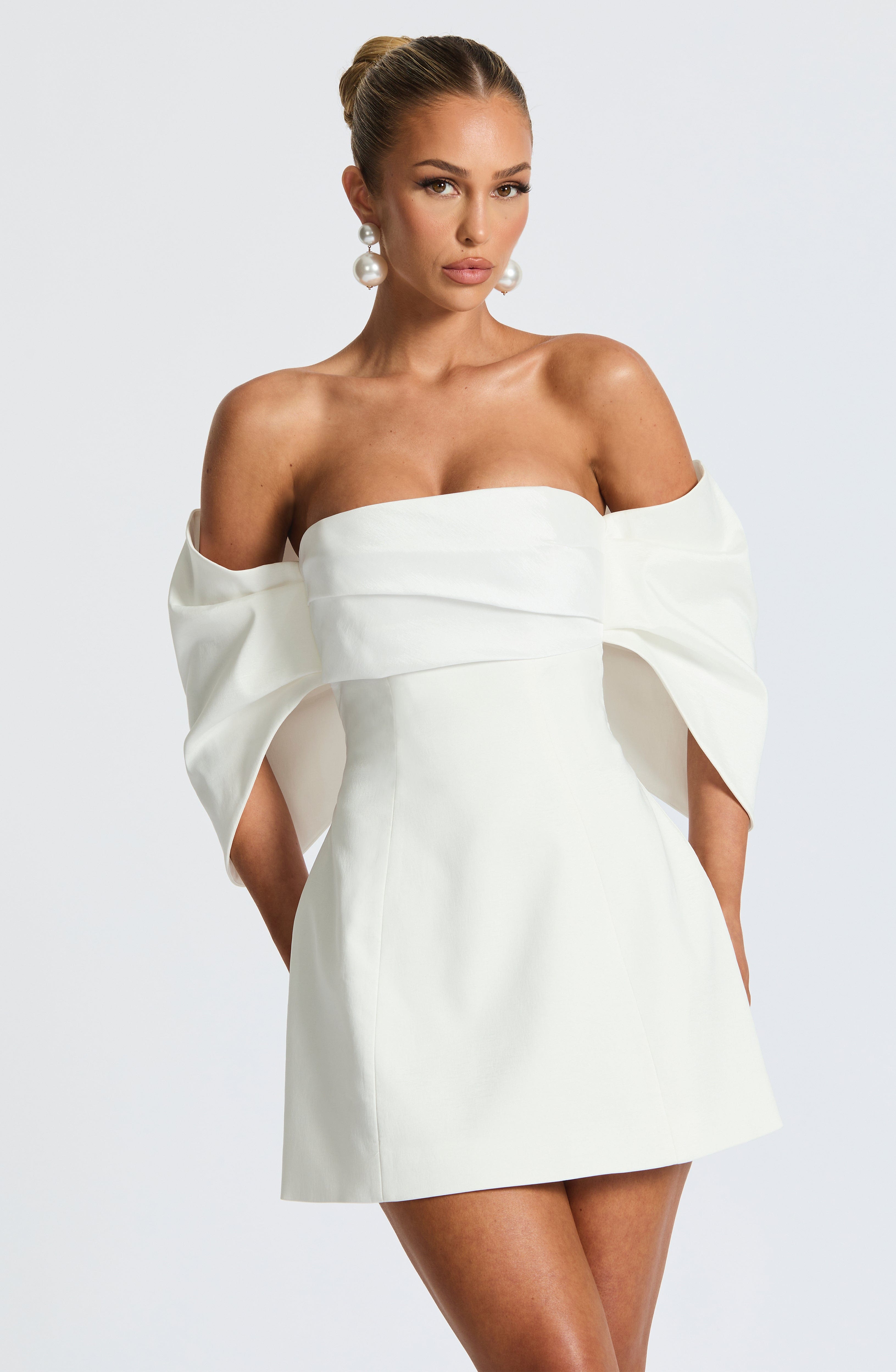 Briella Mini Ekru Elbise