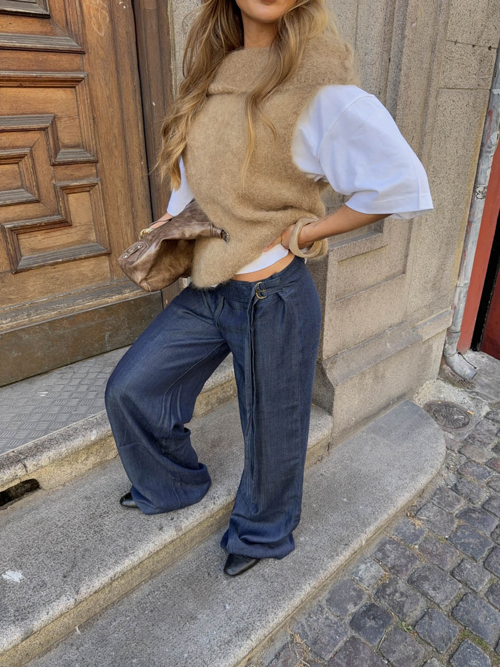 Koyu Mavi Kemerli Ronya Pantolon