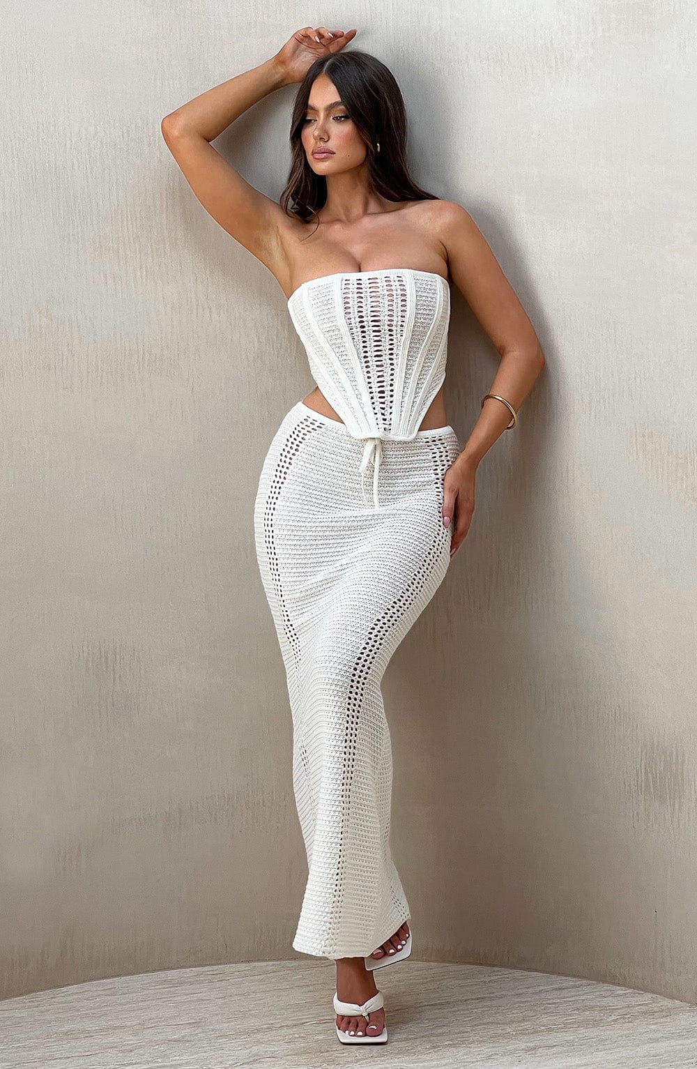 Carly Beyaz Korse