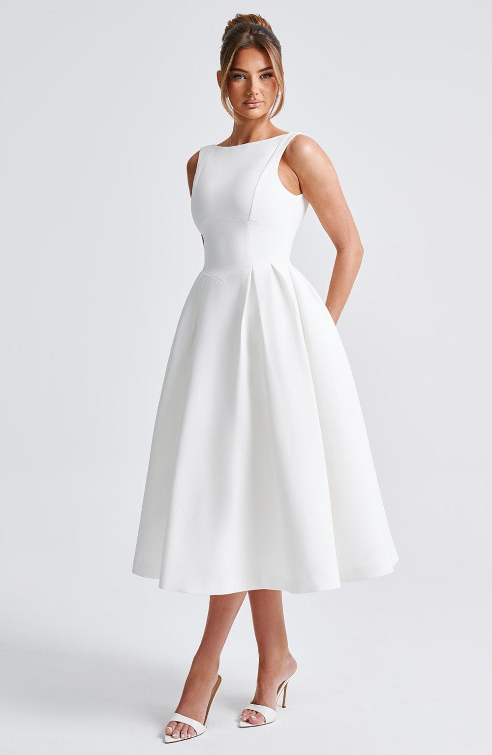Clarabella Midi Krem Elbise