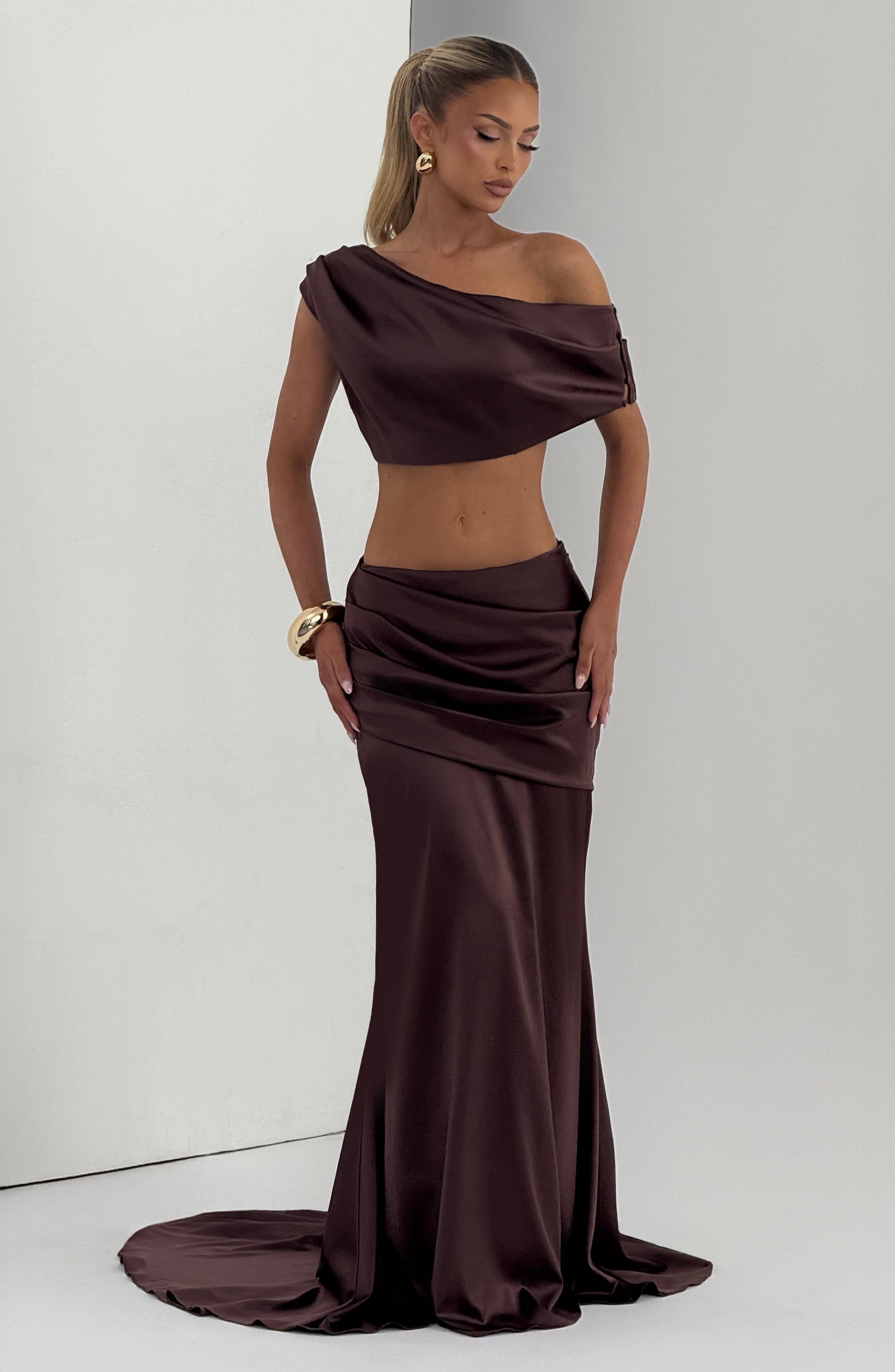 Claudette Maxi Erik Moru Etek