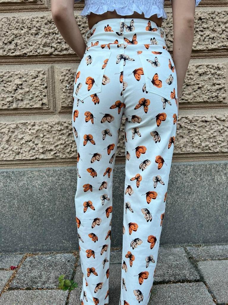 Felicia Brundin – Kelebek Desenli Pantolon