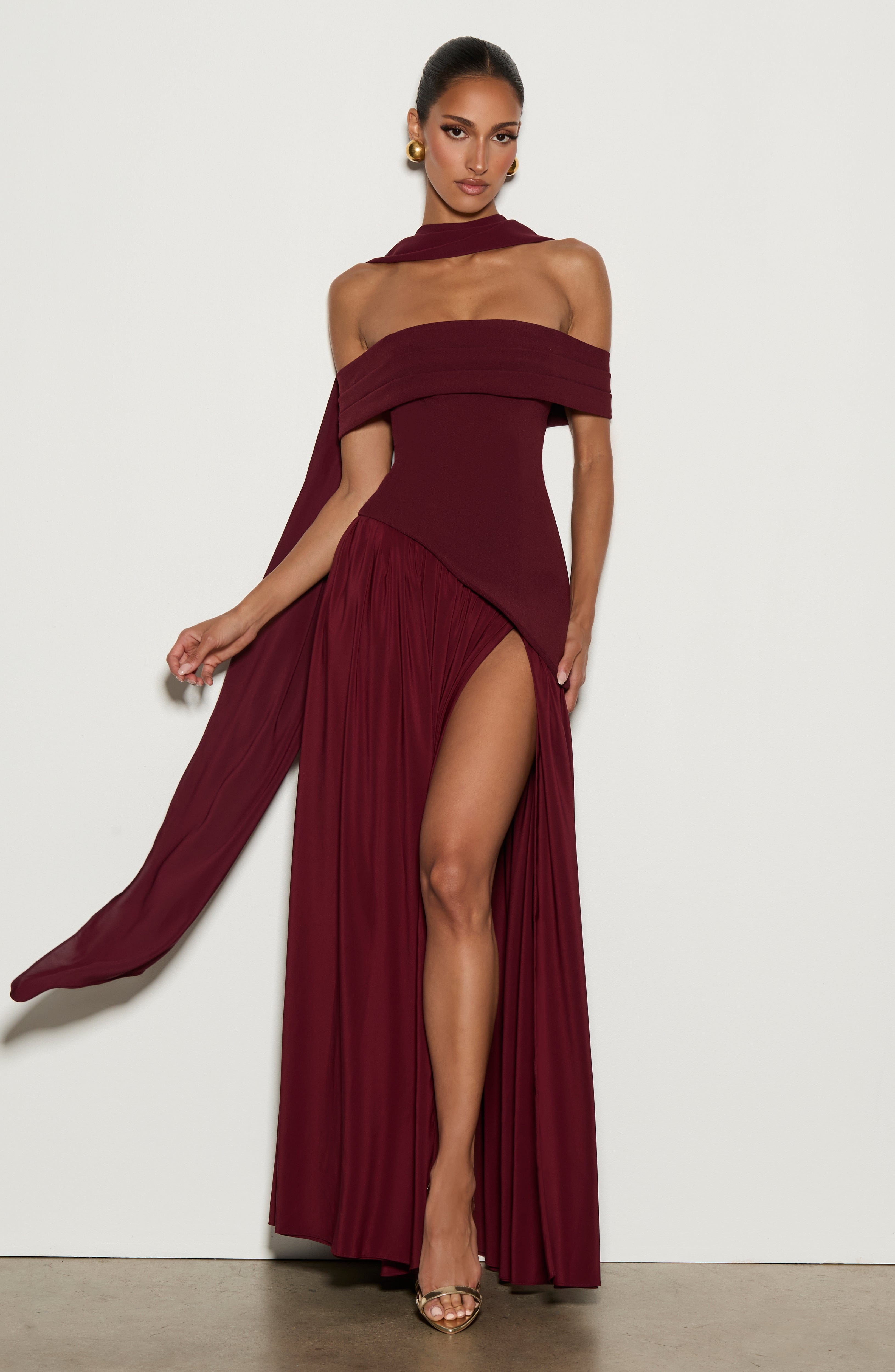 Delilah Maxi Elbise - Parlak Kiraz Rengi