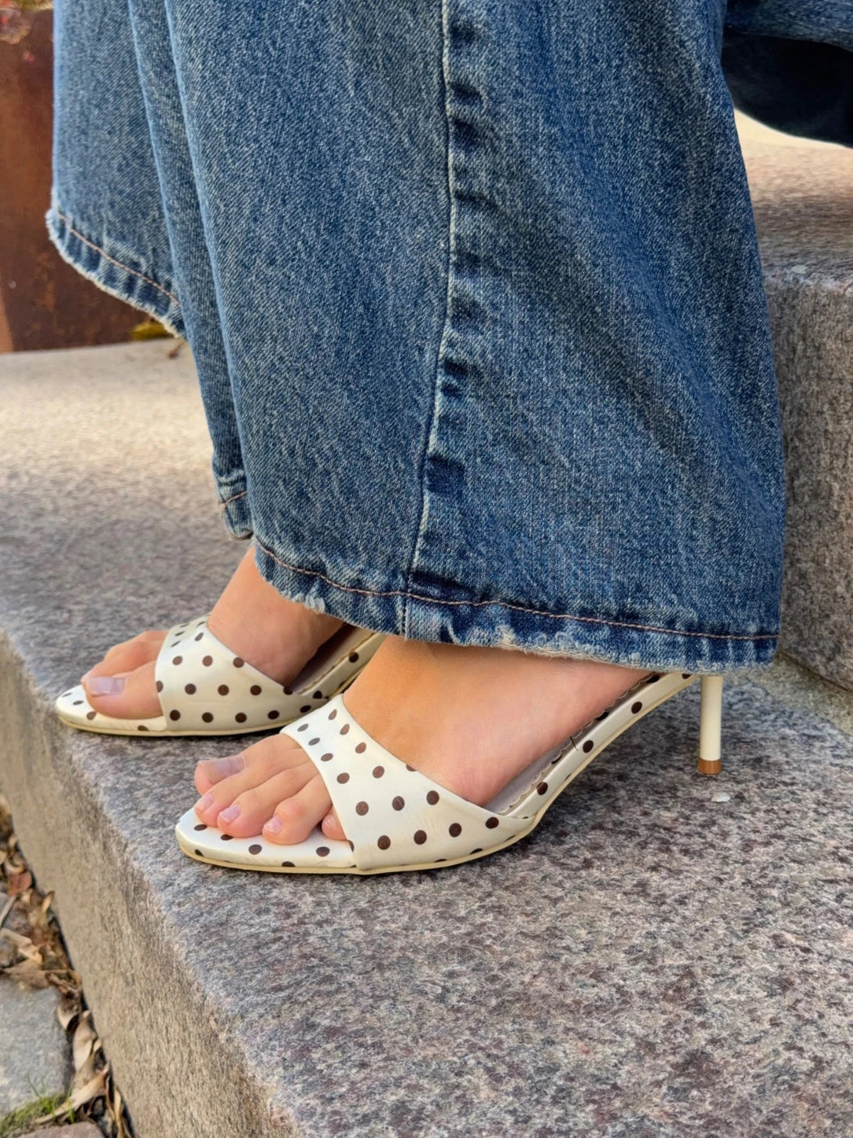 Krem Kahverengi Dottie Mules