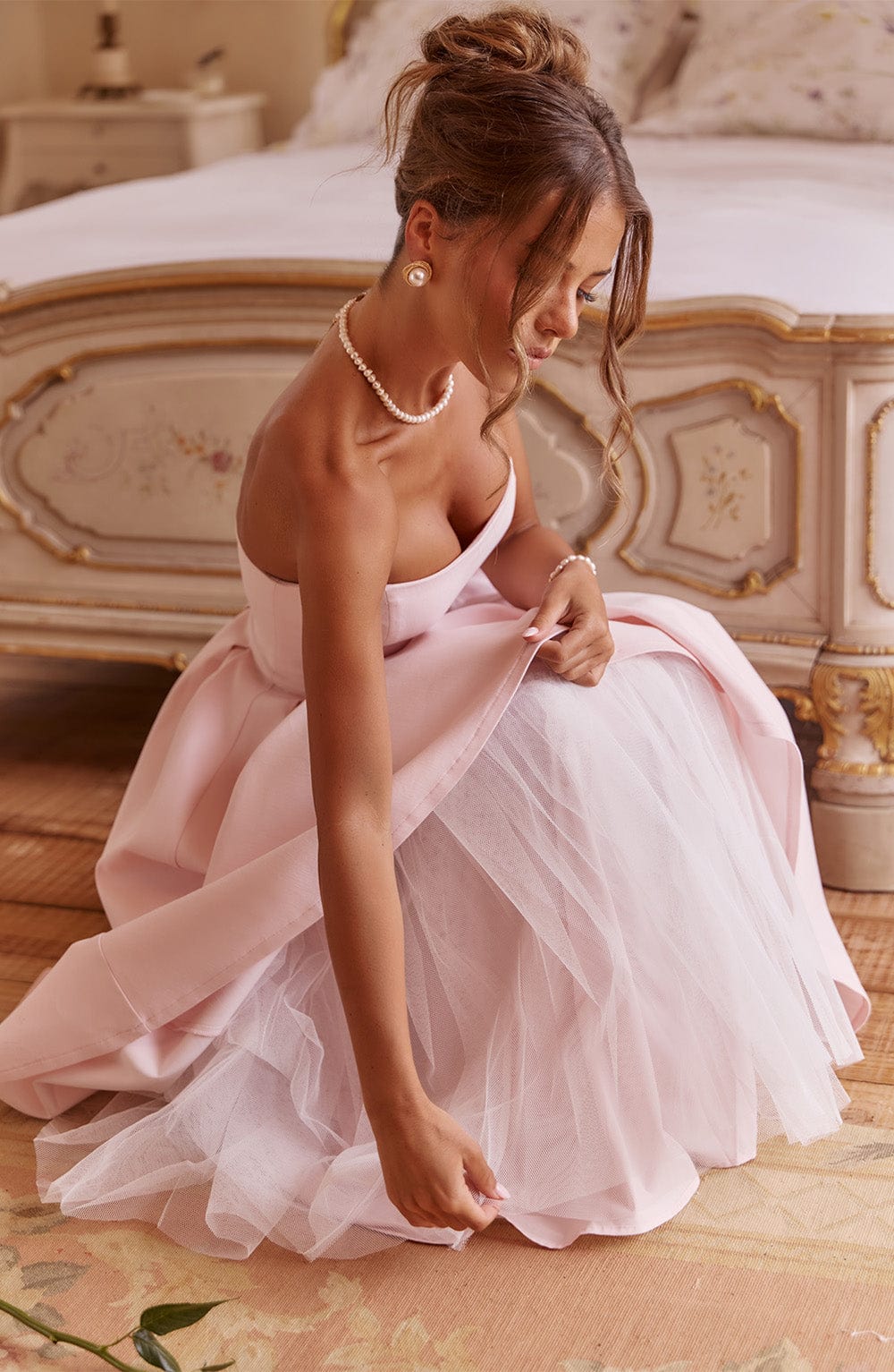 Edith Pembe Midi Elbise