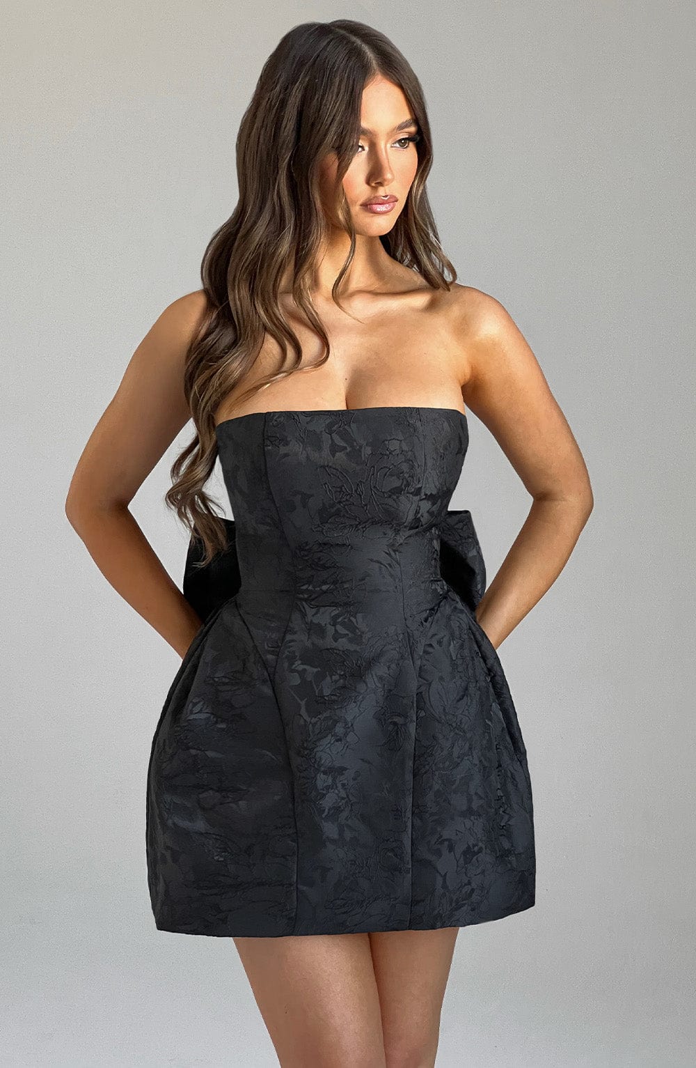 Elenora Mini Siyah Elbise