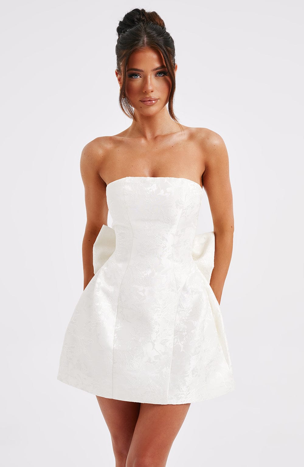Elenora Mini Krem Elbise