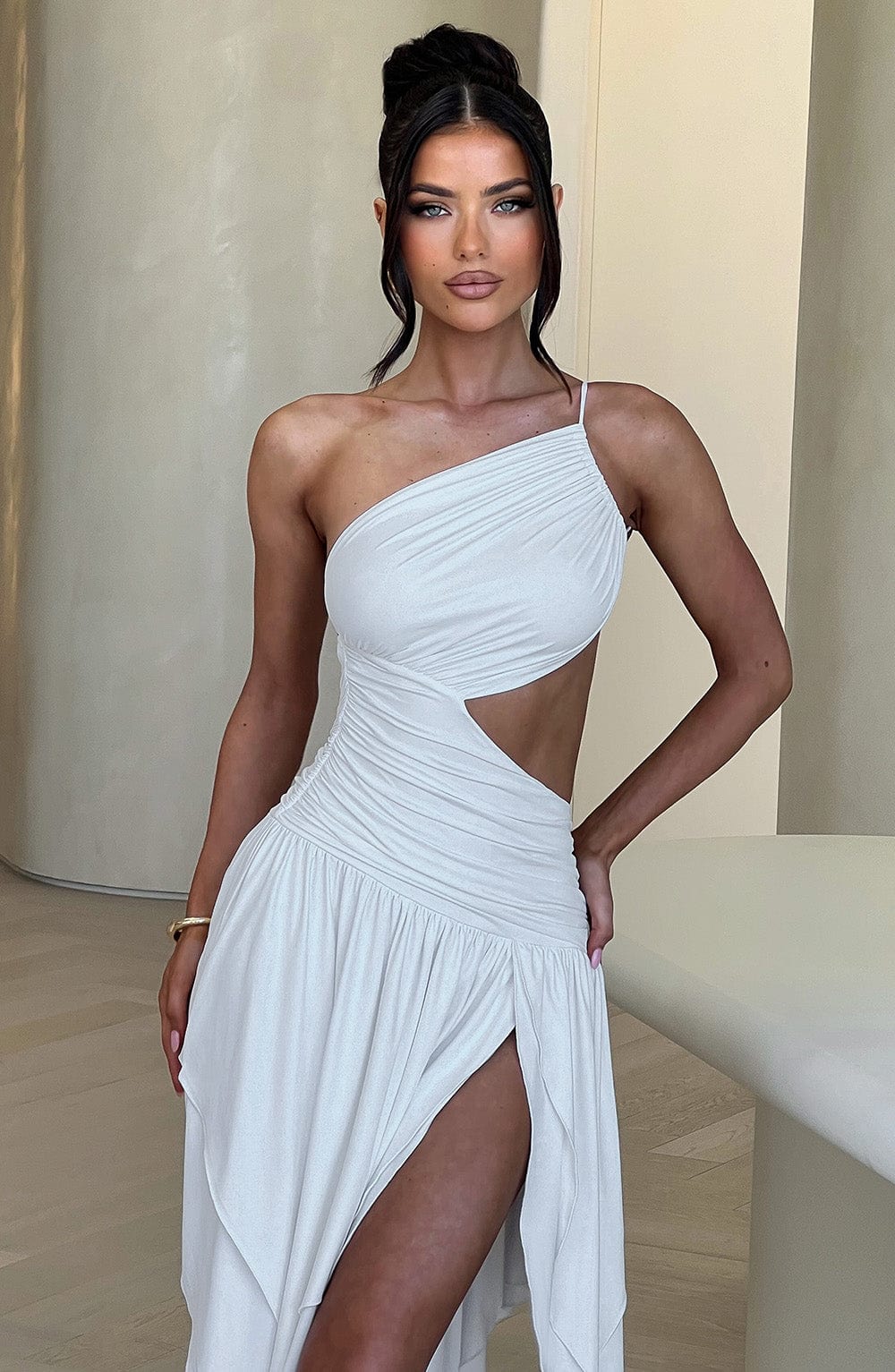 Emeline Beyaz Midi Elbise