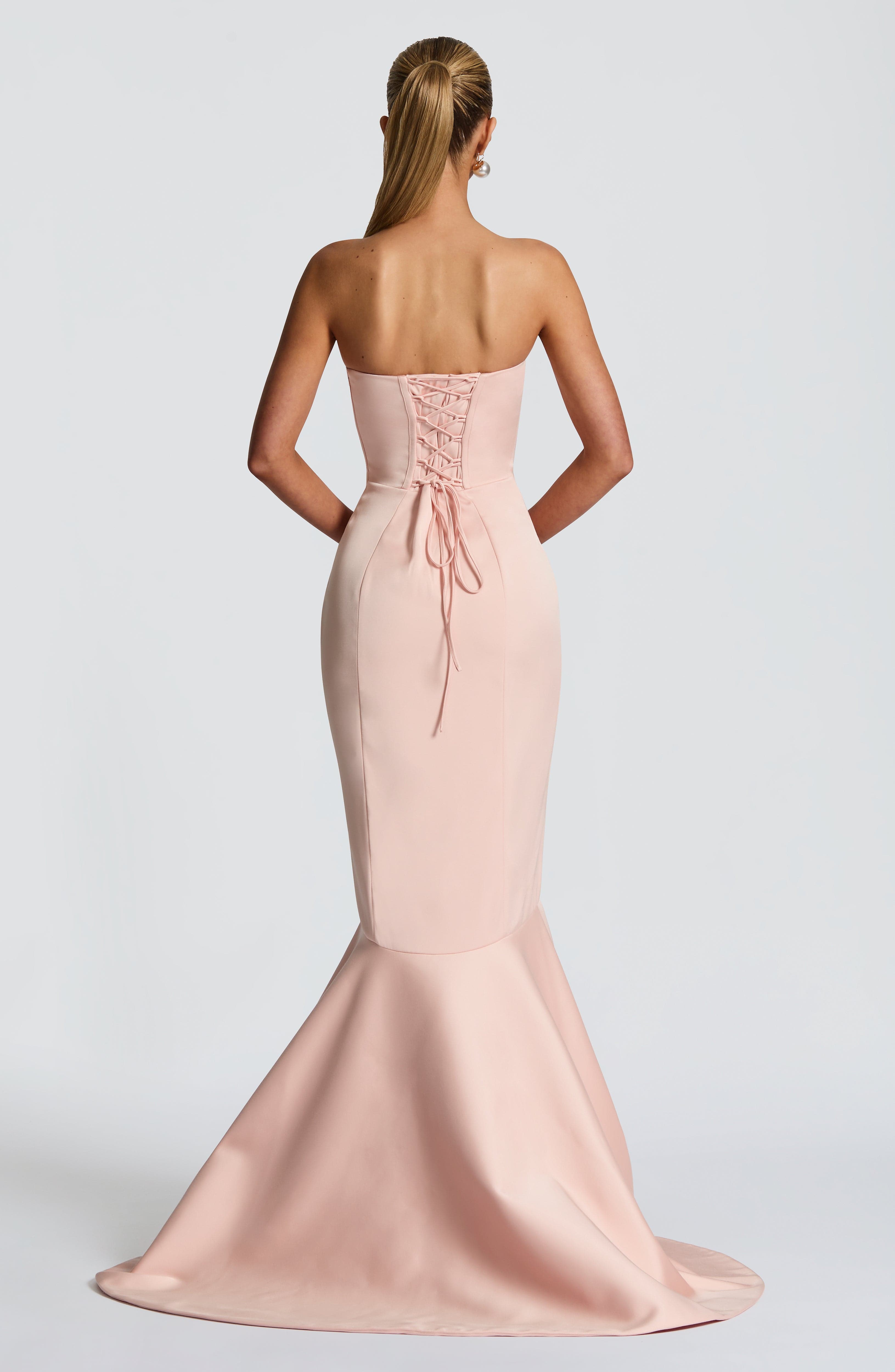 Emryn Pembe Maxi Elbise