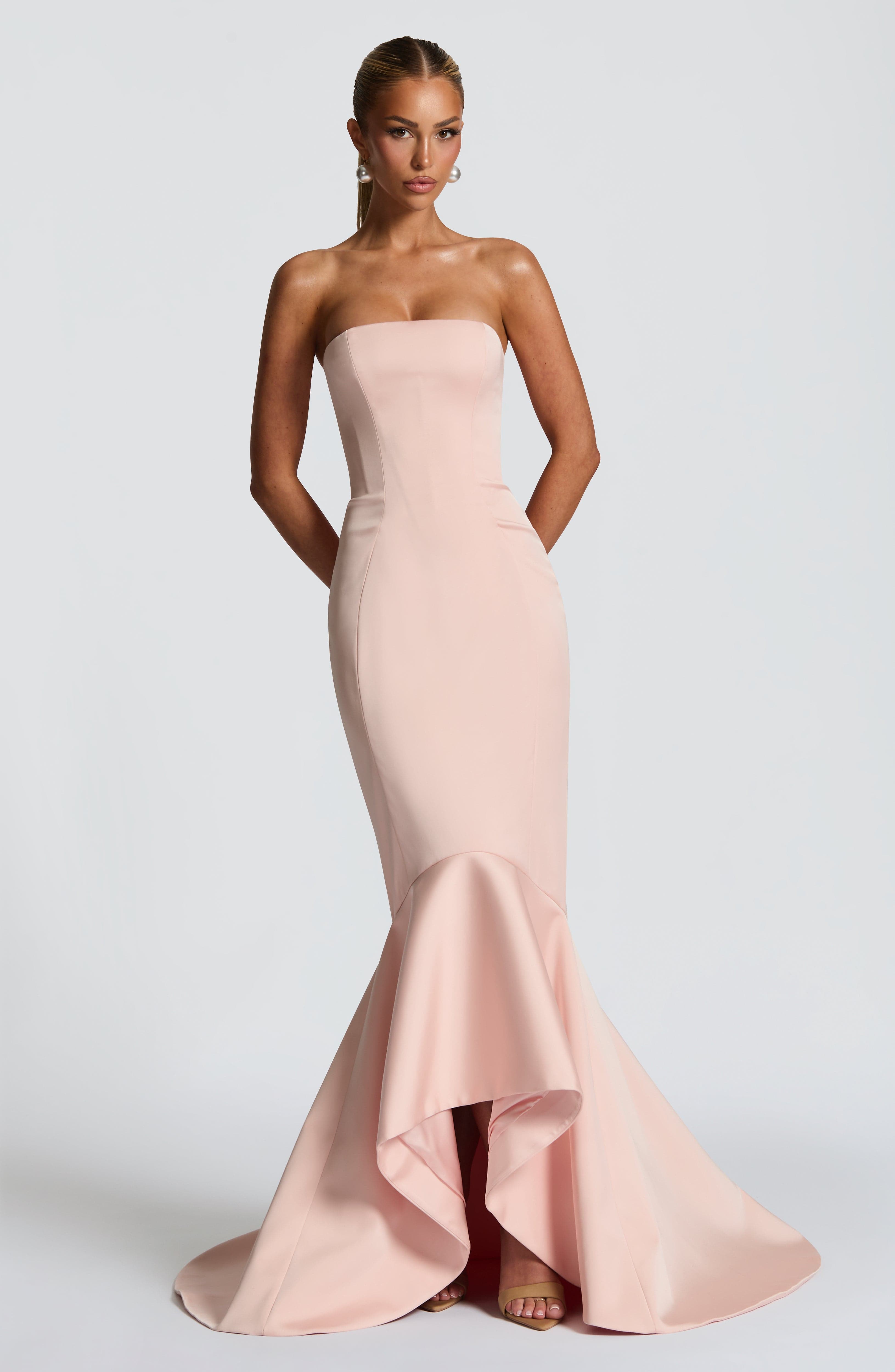 Emryn Pembe Maxi Elbise