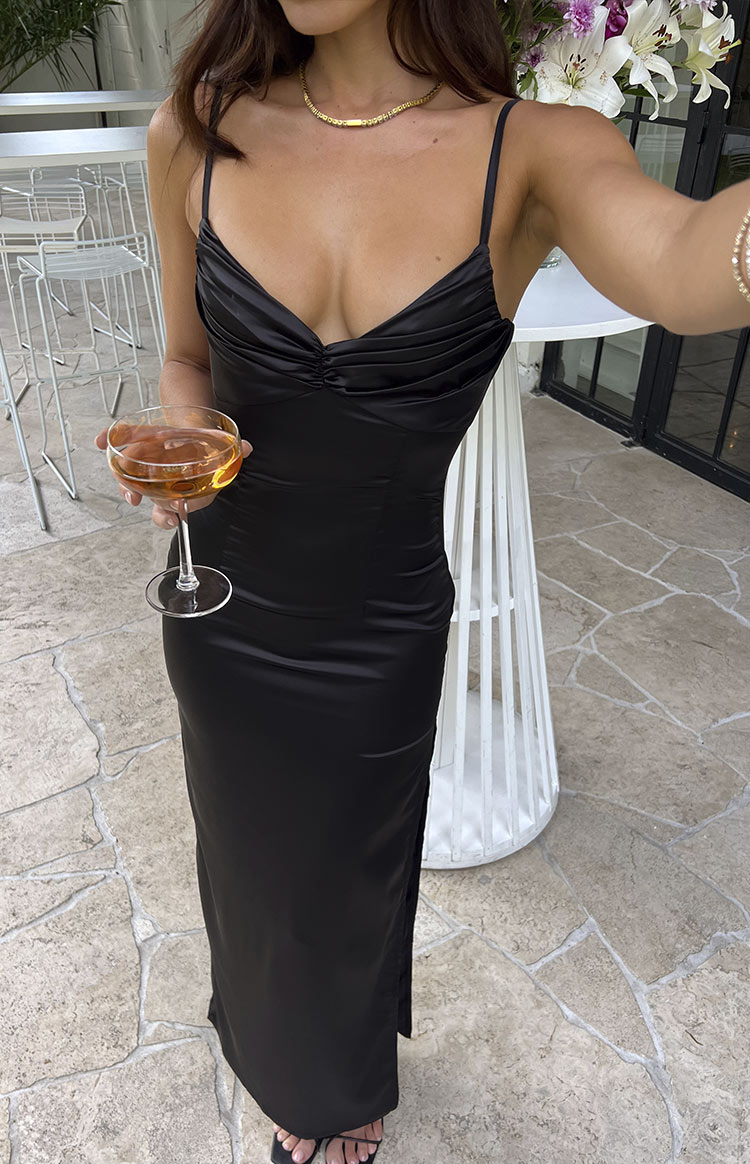 Siyah Maxi Elbise