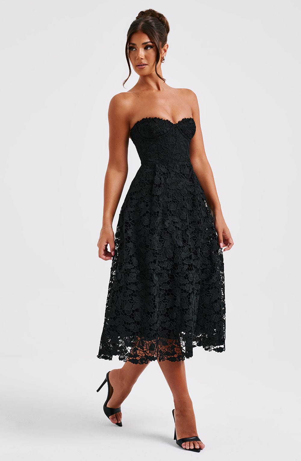 Ishani Midi Siyah Elbise