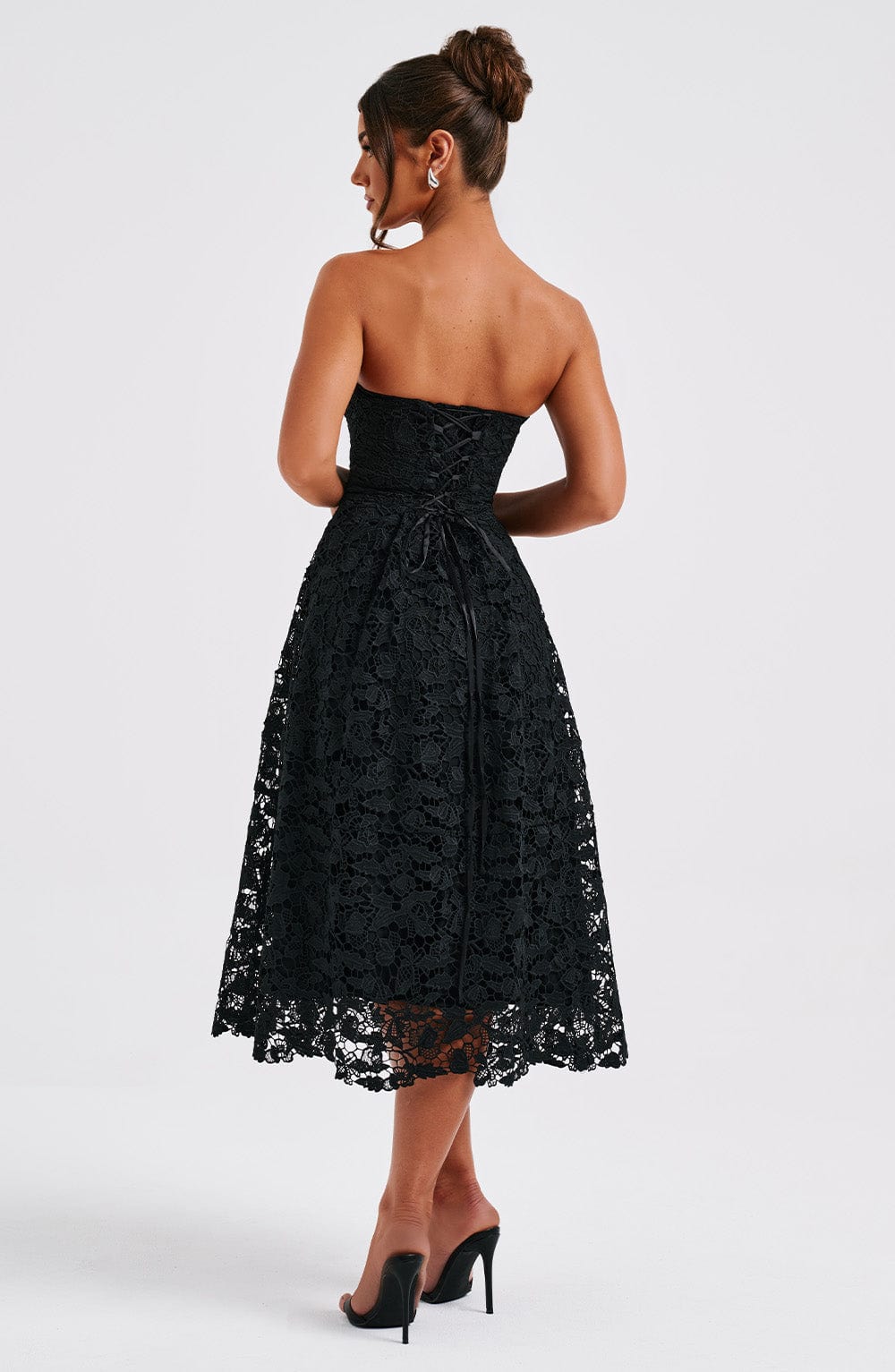 Ishani Midi Siyah Elbise
