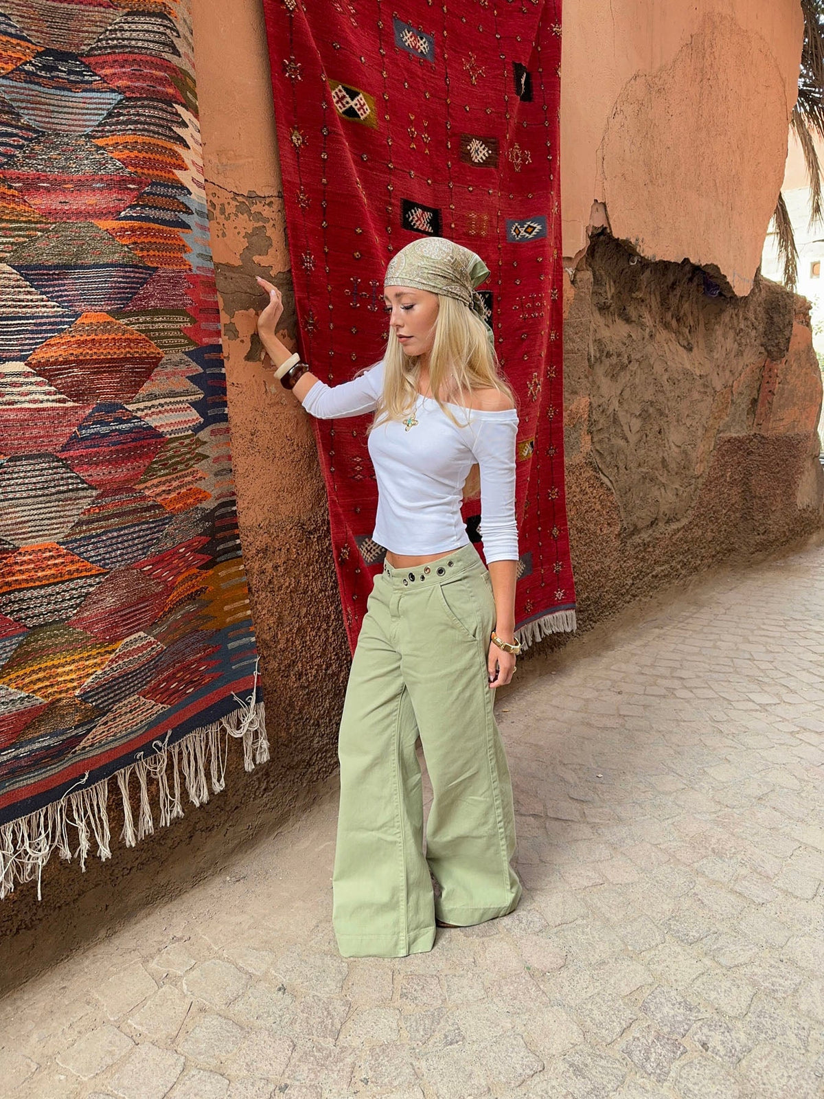 Tanija Açık Yeşil Metal Halka Detaylı Jean Pantolon