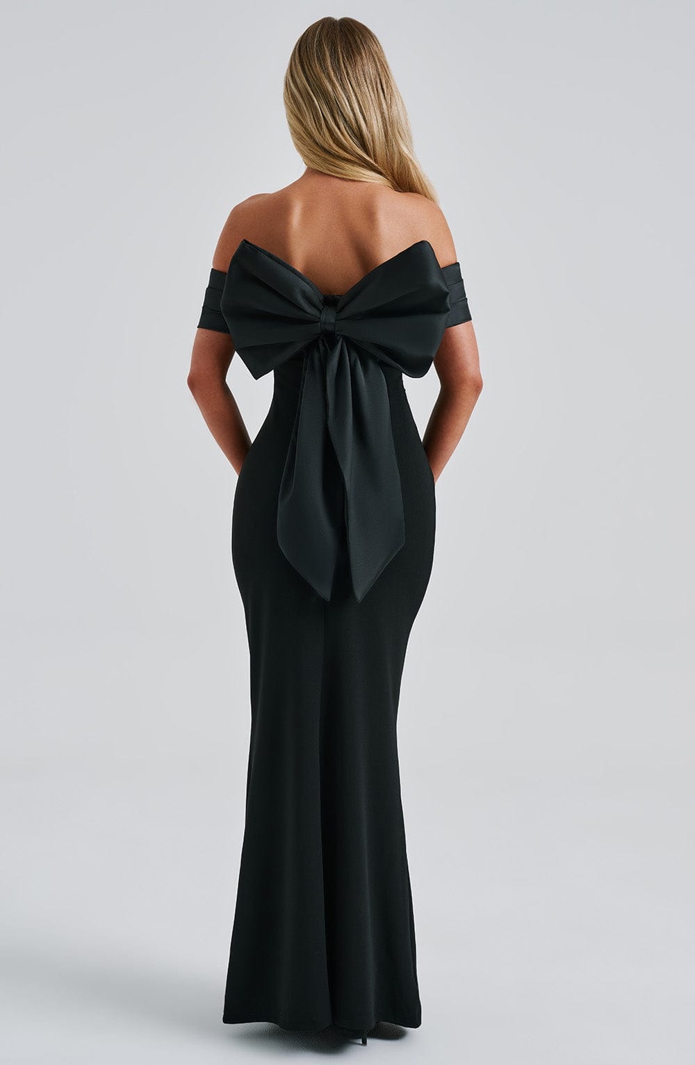 Joanna Siyah Maxi Elbise