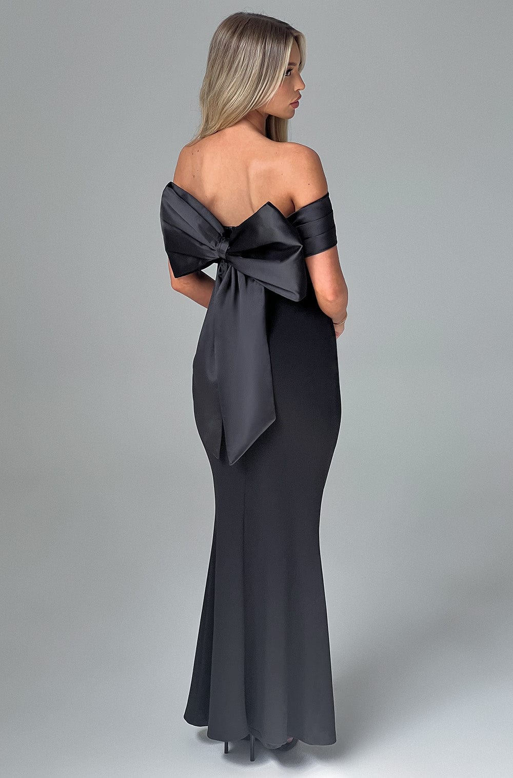 Joanna Siyah Maxi Elbise