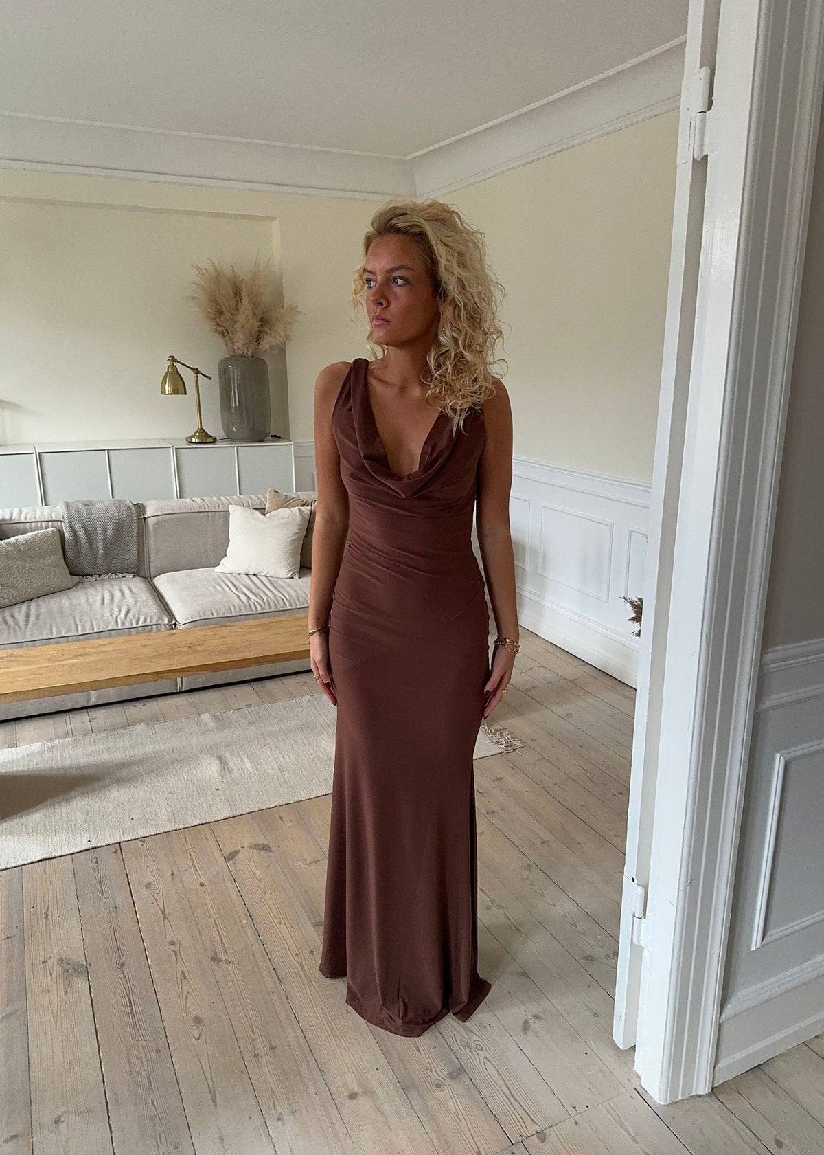 Flora Kahverengi Maxi Elbise