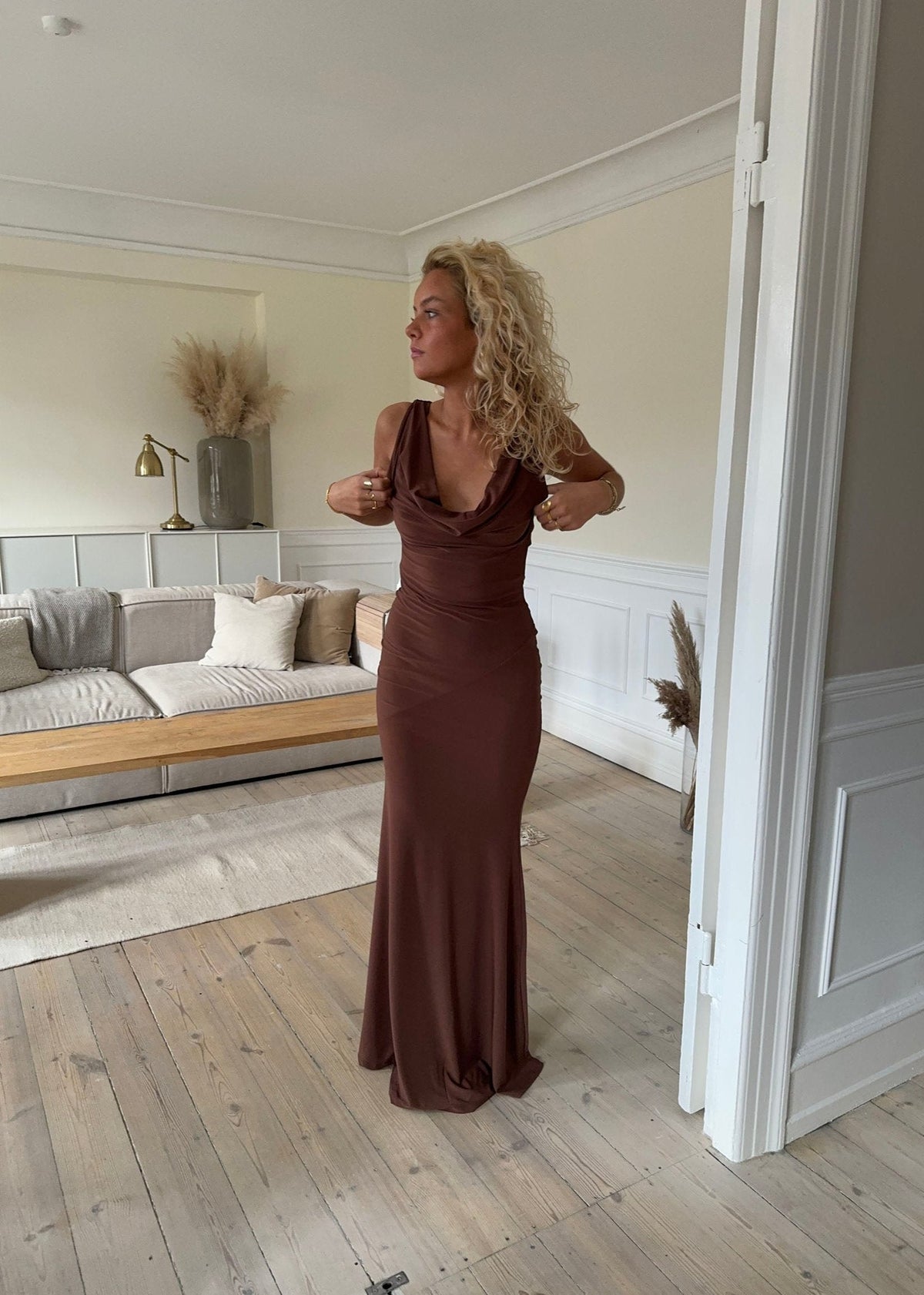 Flora Kahverengi Maxi Elbise