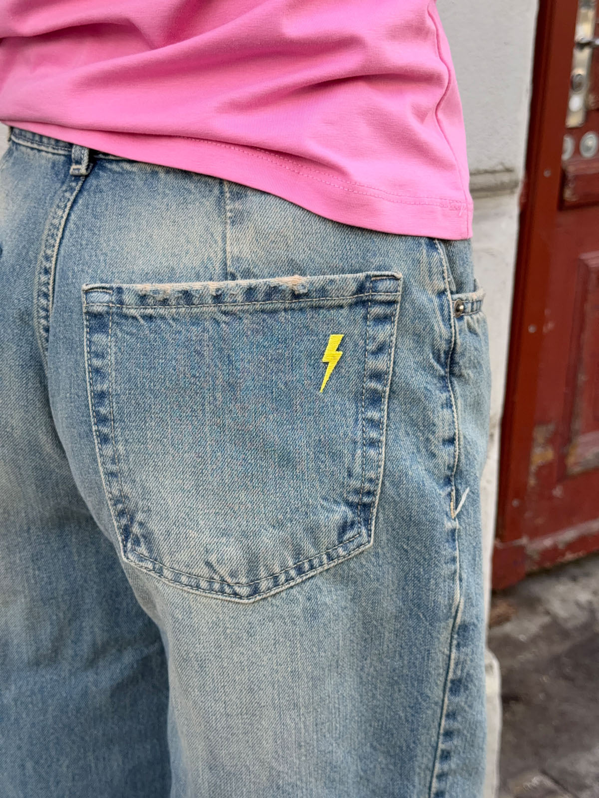 Alaia Yıldırım Detaylı Düşük Bel Açık Denim Pantolon