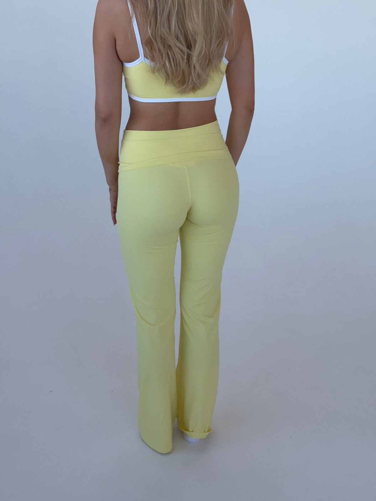 Premium Tereyağı Renk Geniş Paça Pantolon