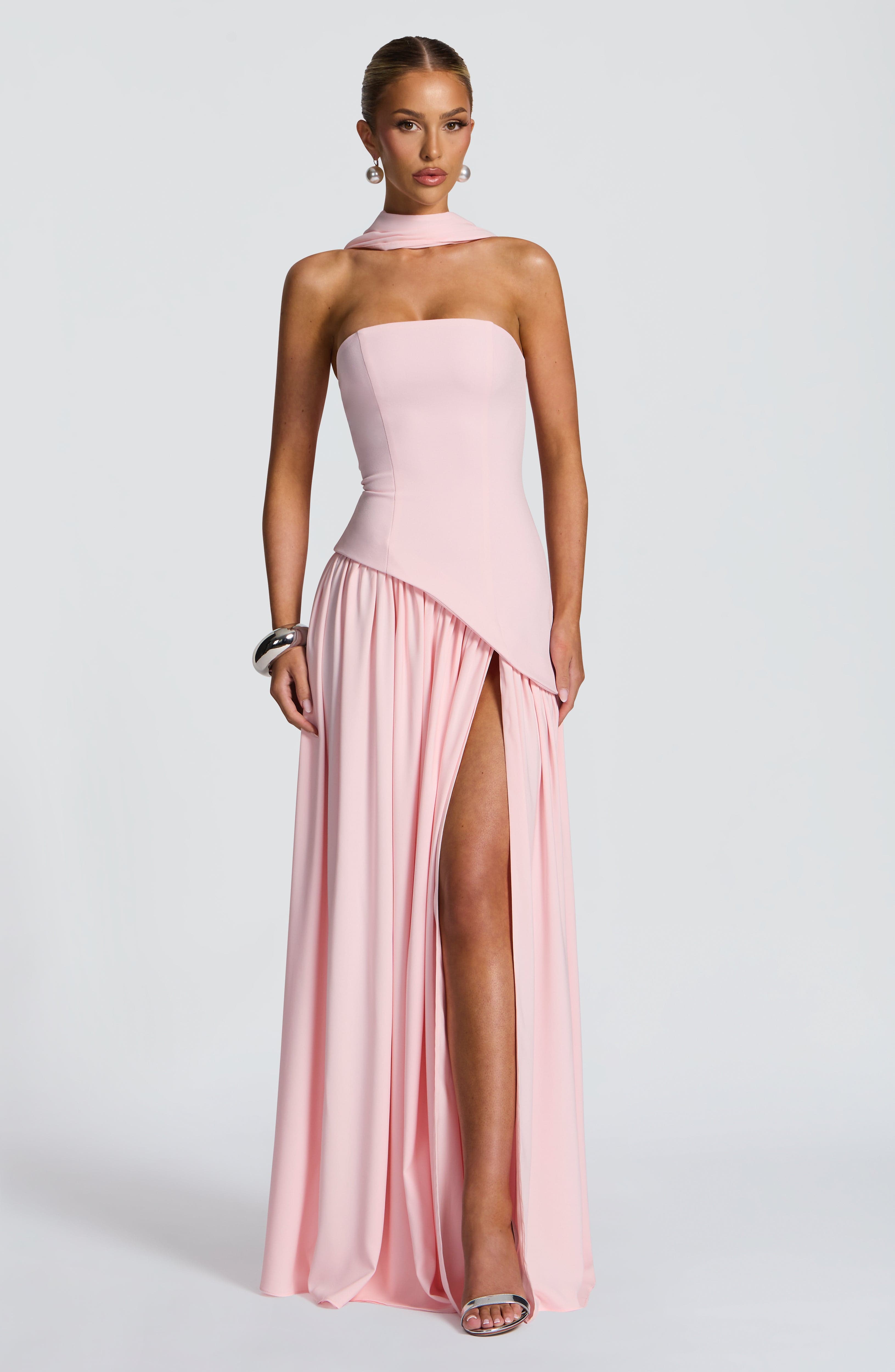 Maliyah Pembe Maxi Elbise