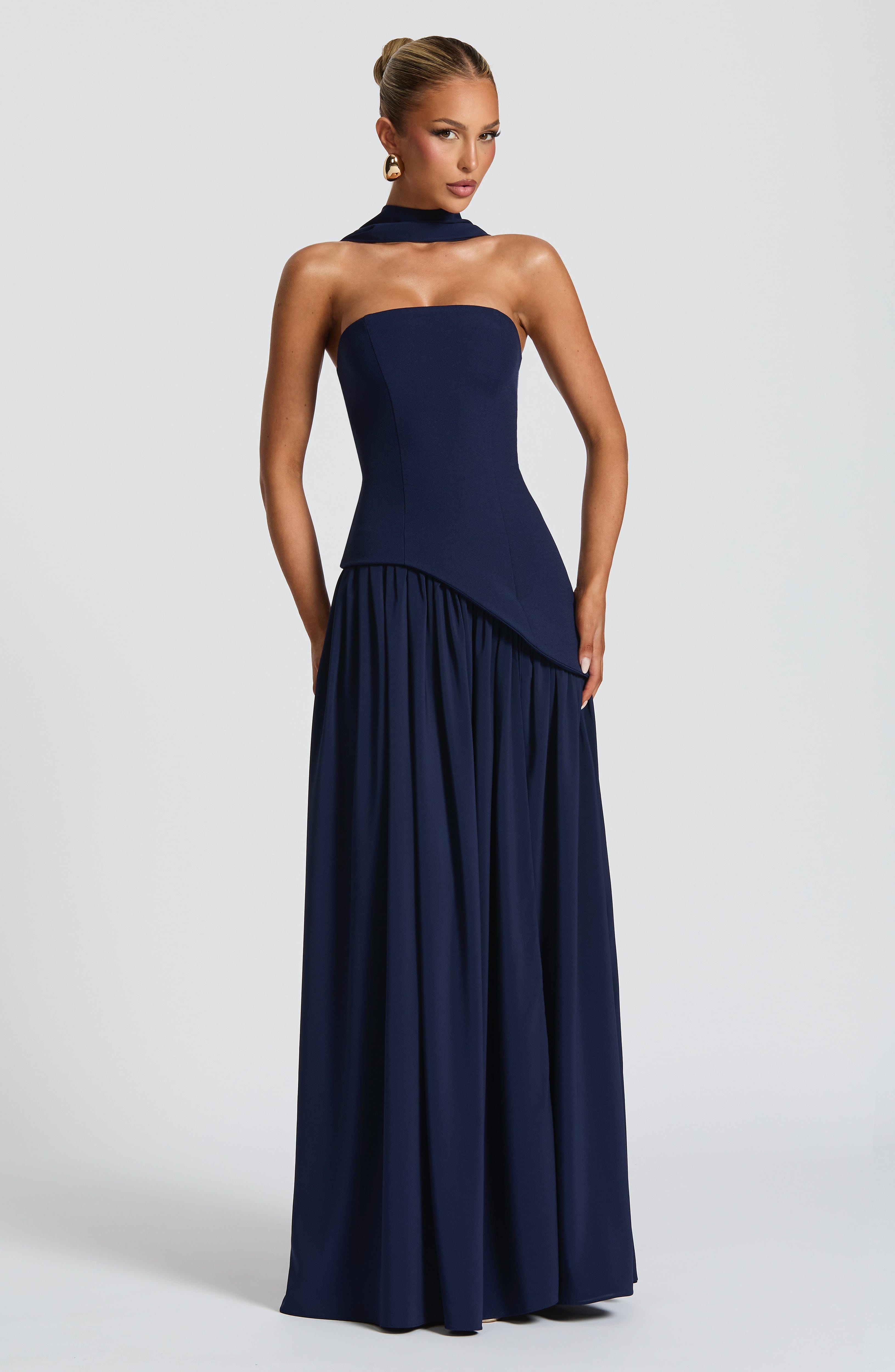 Maliyah Lacivert Maxi Elbise