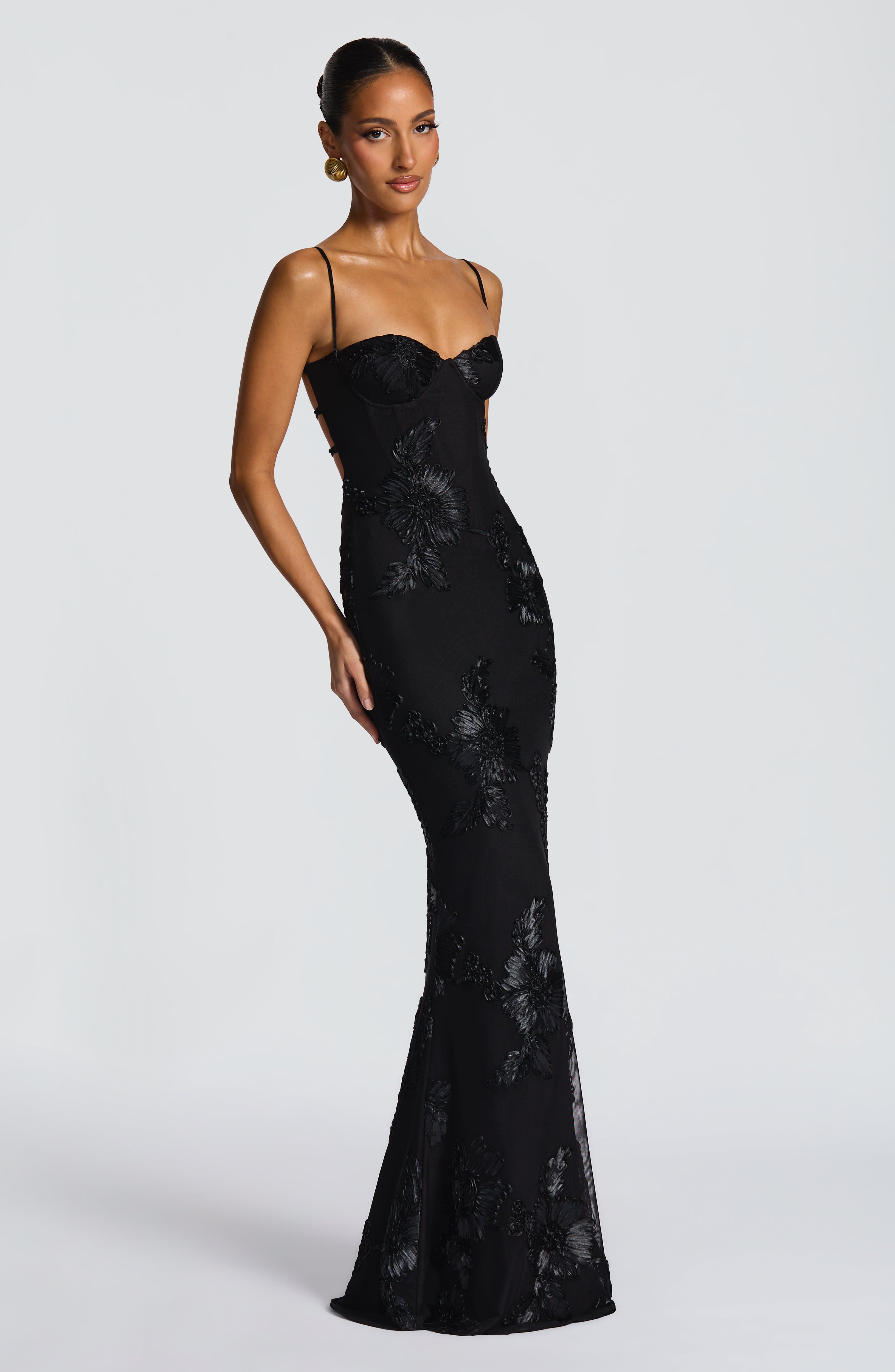 Nefertiti Maxi Siyah Elbise