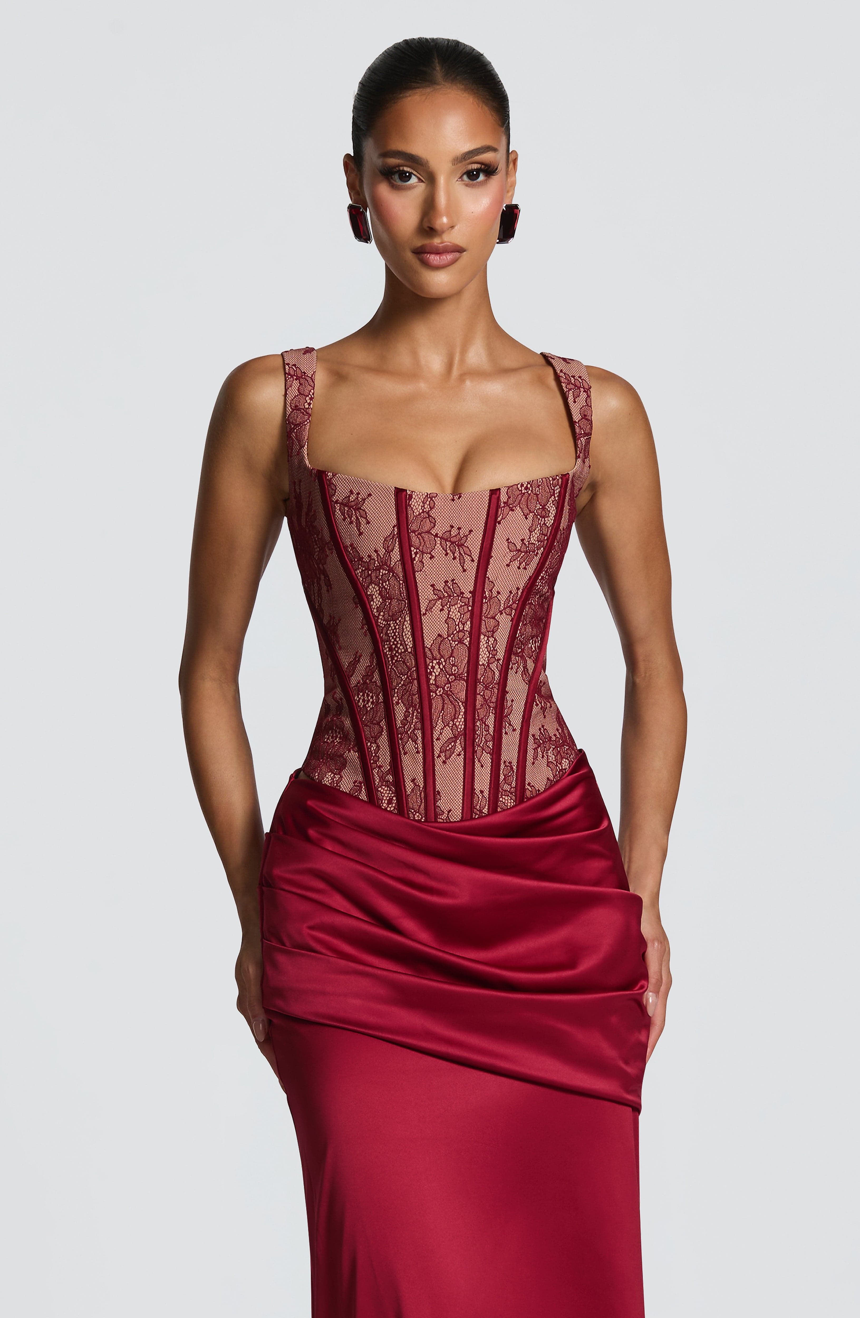 Bordo Dantel Nixie Korse