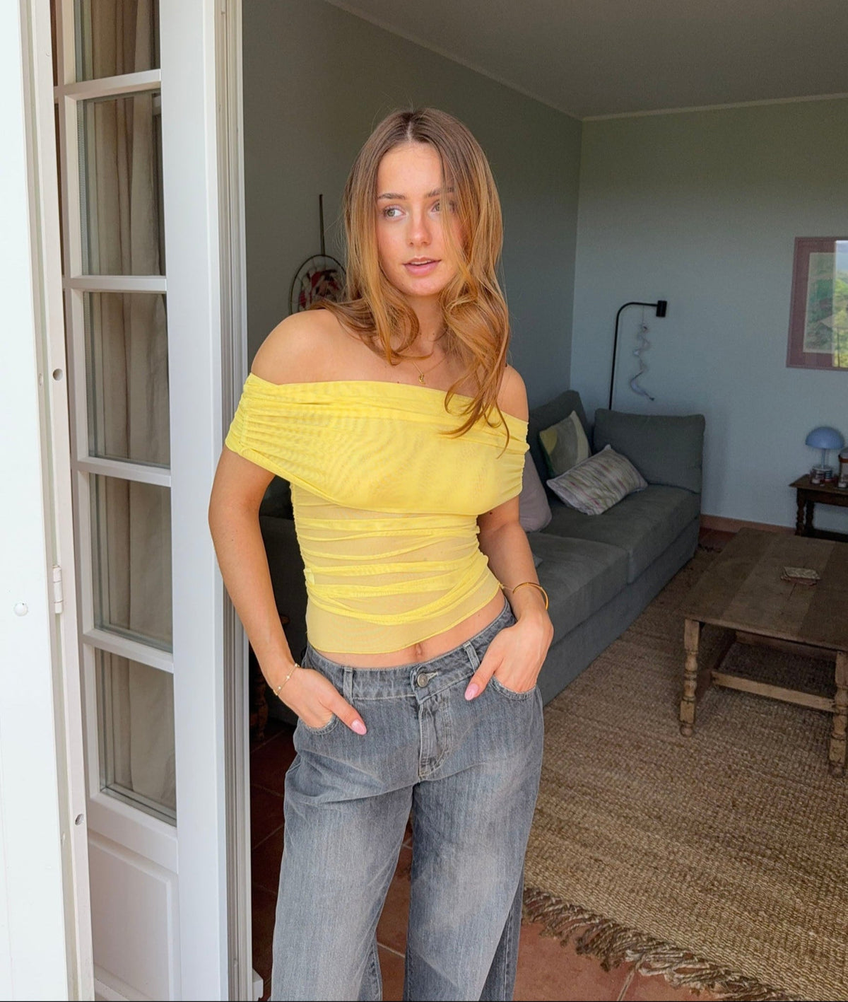 Victoire Düşük Omuzlu File Bluz - Sarı