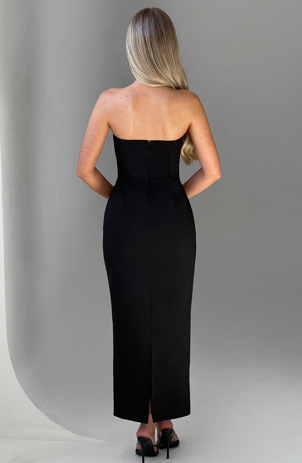 Roxanne Midi Siyah Elbise