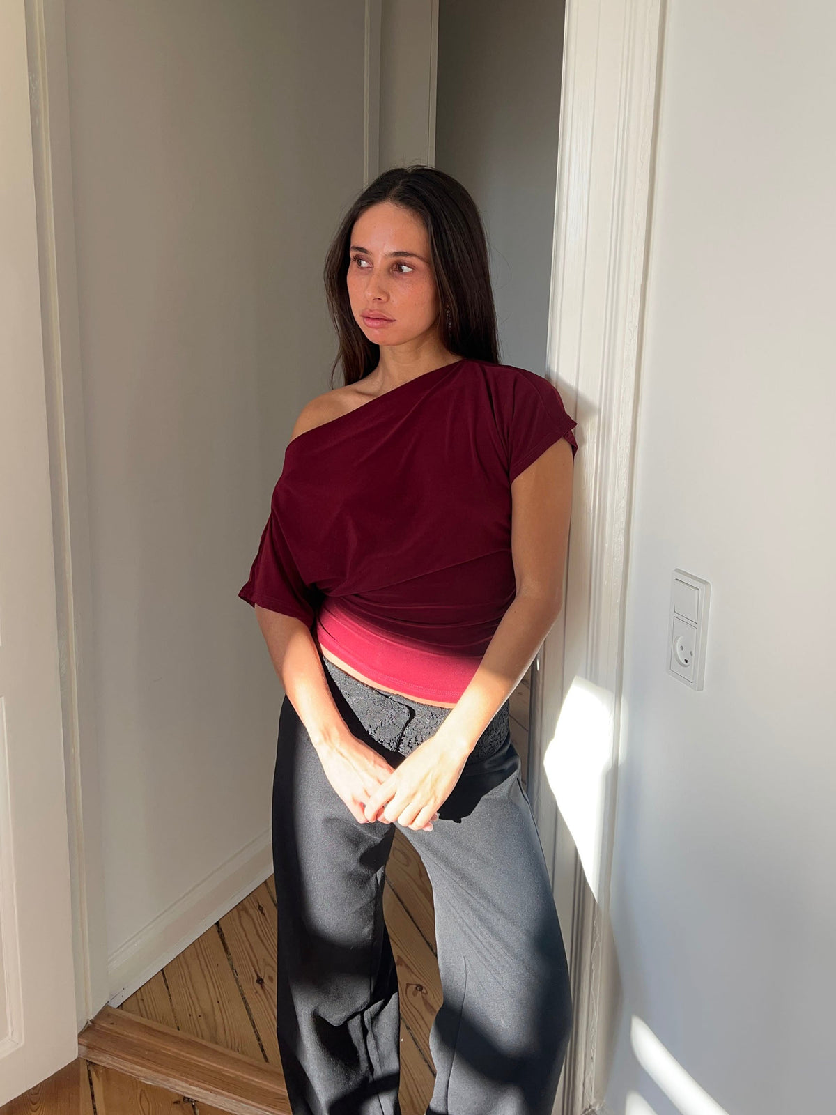 Florine Kırmızı Slim Fit Tişört - Şıklığı Yakalayın