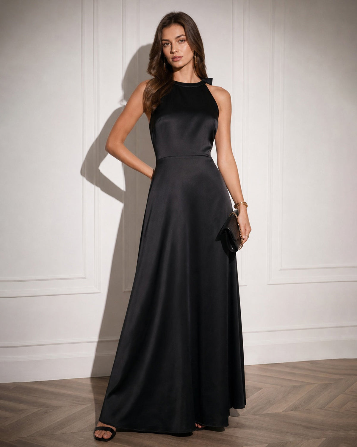 Siyah Halter Fiyonk Kesim Maxi Elbise