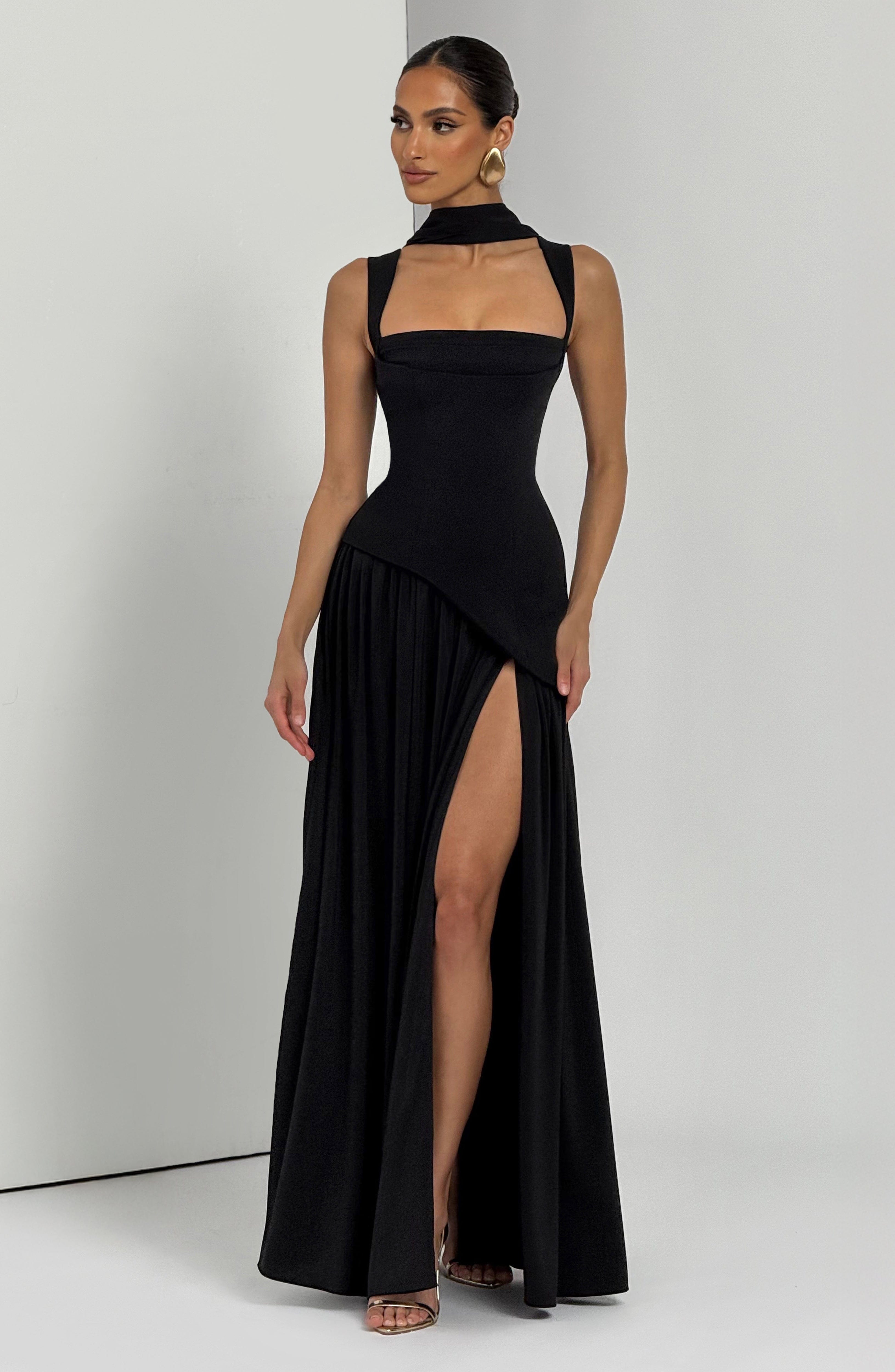 Tullulah Siyah Maxi Elbise