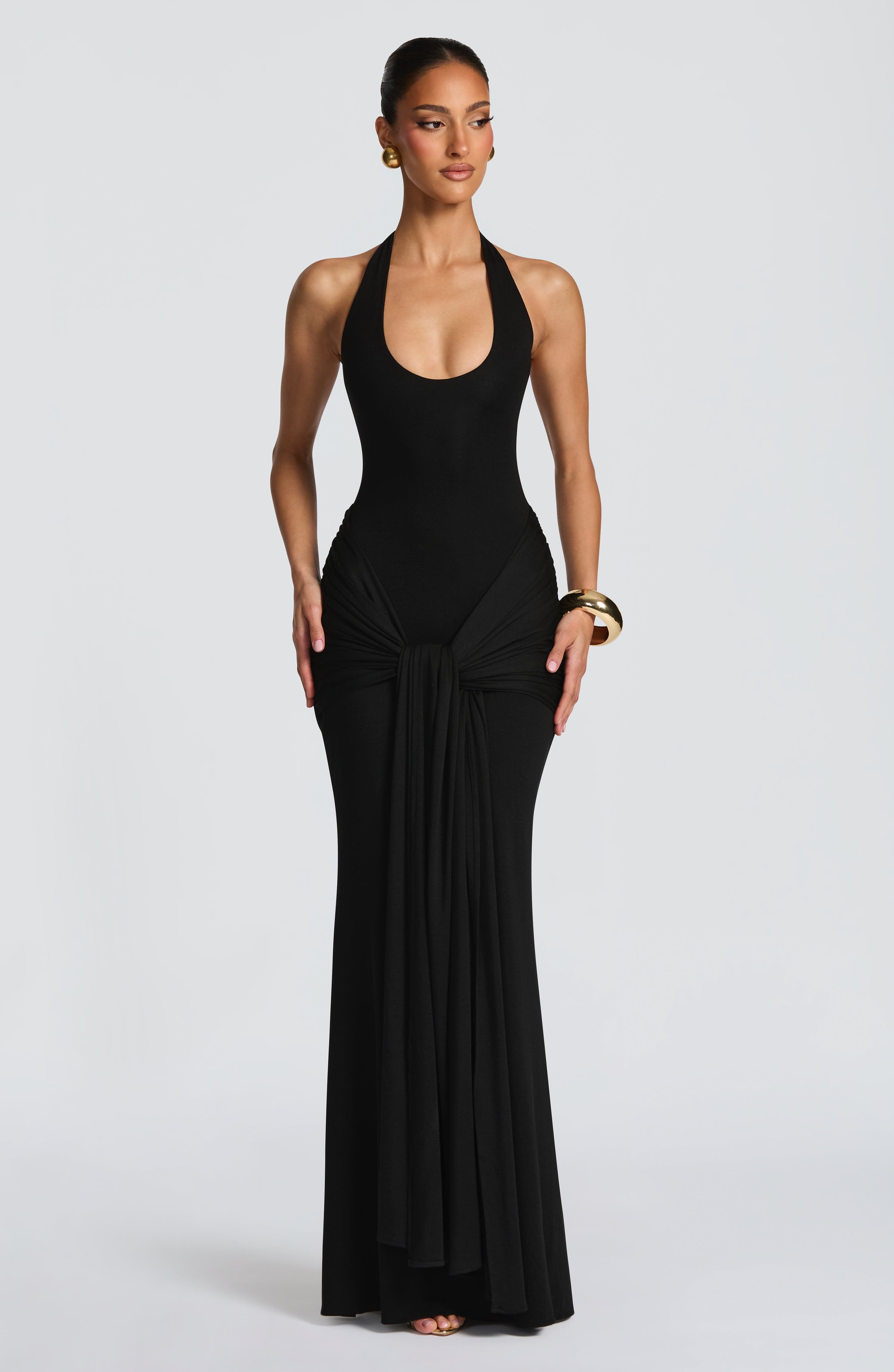 Veneda Siyah Maxi Elbise
